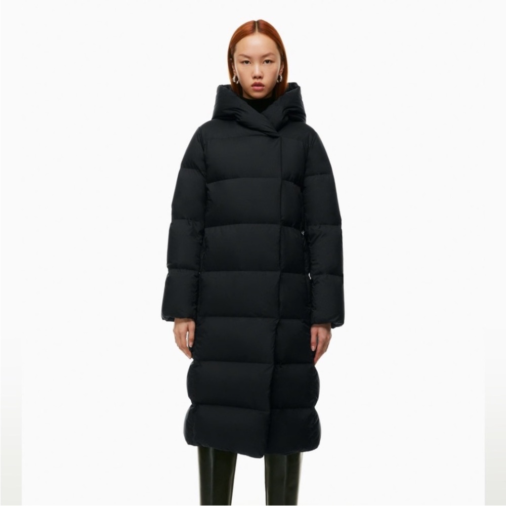 Aritzia Duvet Puffer XS-long down filled
